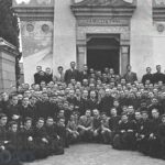 Foto di gruppo davanti alla cappella del Beato Mario Fani, Viterbo (Paolini Foto)